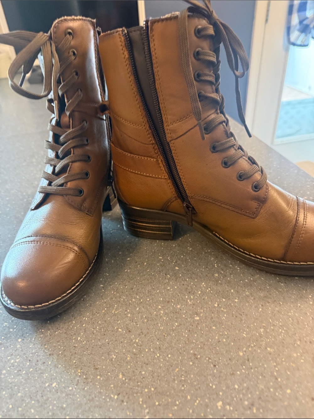 Taos Footwear Women's Brown Lace-Up Ankle Boots with Side Zipper